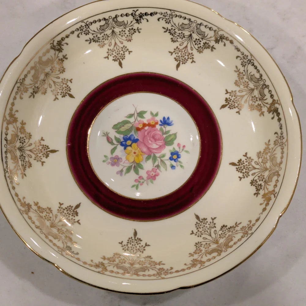 Royal Grafton vintage charming